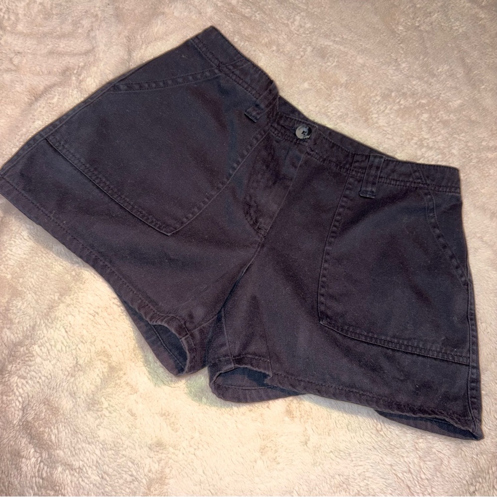 Moda International PREOWNED Dark black sz 4 Shorts
100%cotton